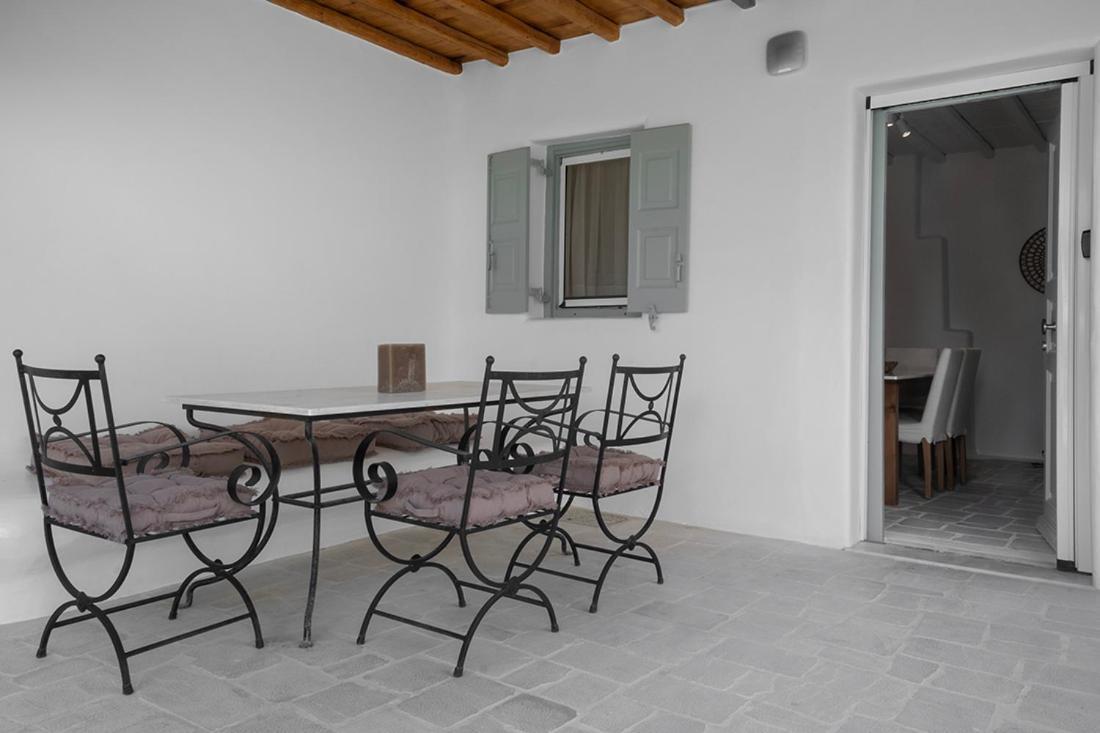 Mykonian Style W Shared Pool Houses & Nighttime Security Guard Ornos  Exterior photo