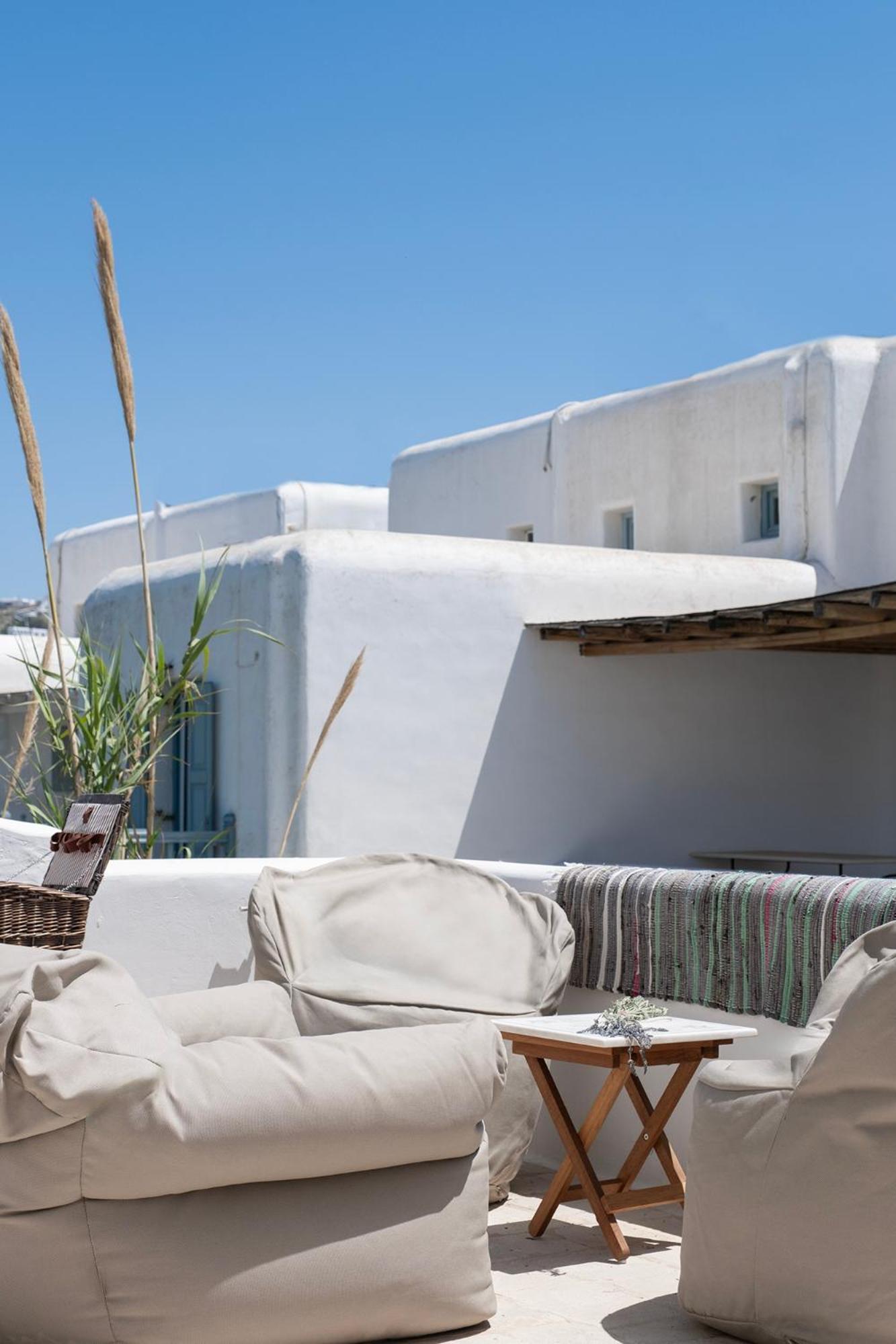 Mykonian Style W Shared Pool Houses & Nighttime Security Guard Ornos  Exterior photo